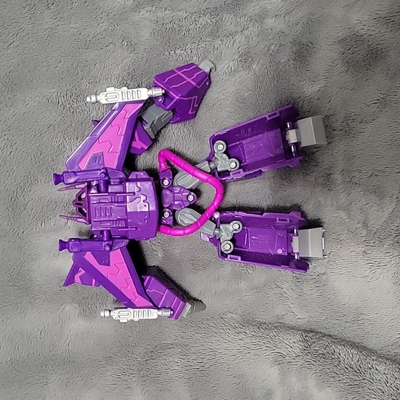 Hasbro Transformers Cyberverse Decepticon Shockwave - Picture 4 of 4